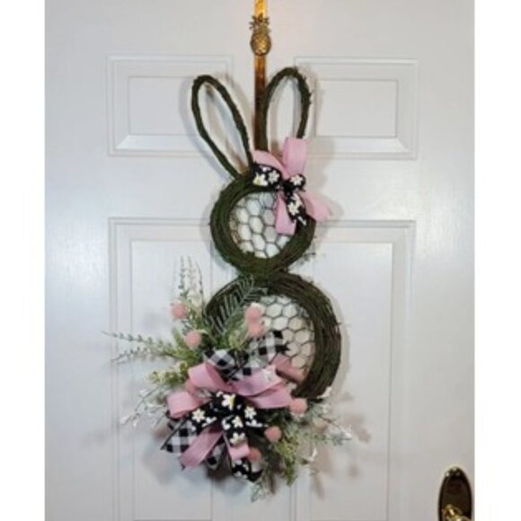 Mossy Grapevine Bunny Wreath, Mossy Rabbit Wreath, Spring Easter Bunny Wreath - Picture 1 of 9
